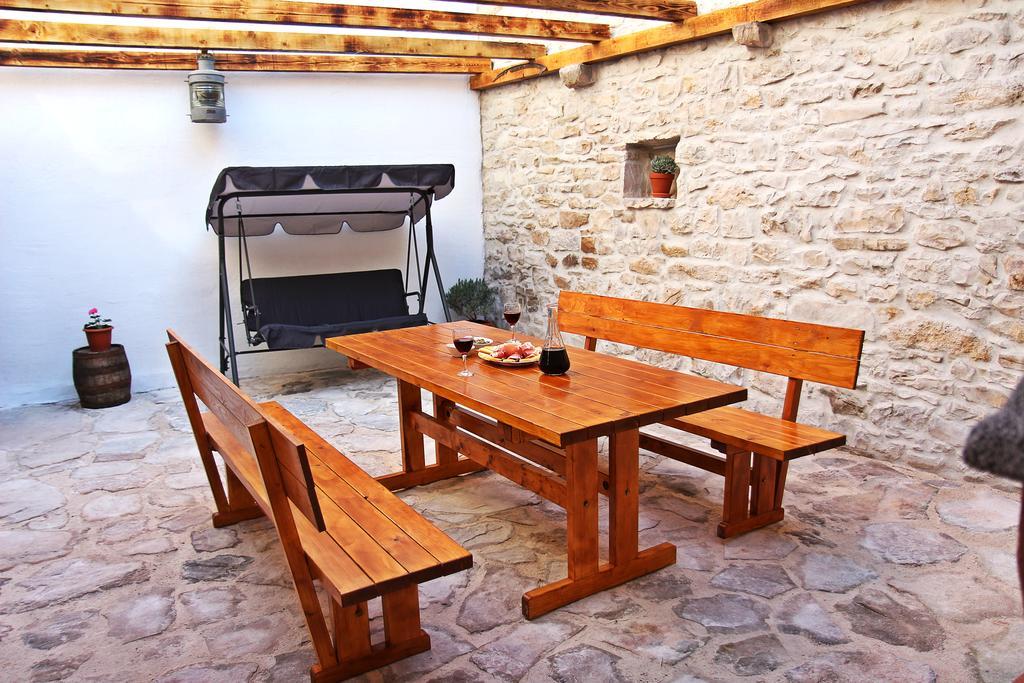 Apartmani Strada Kastela Exterior photo